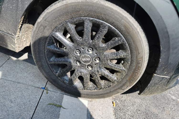 Used MINI 2014 1.5T COOPER Fun Right Front Wheel Hub