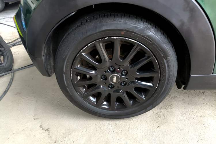 Used MINI 2014 1.5T COOPER Fun Right Rear Wheel Hub