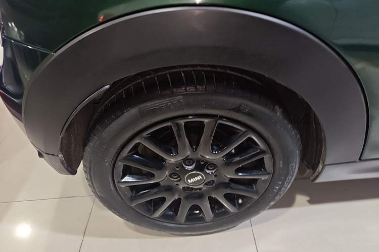 Used MINI 2014 1.5T COOPER Fun Right Rear Wheel Hub