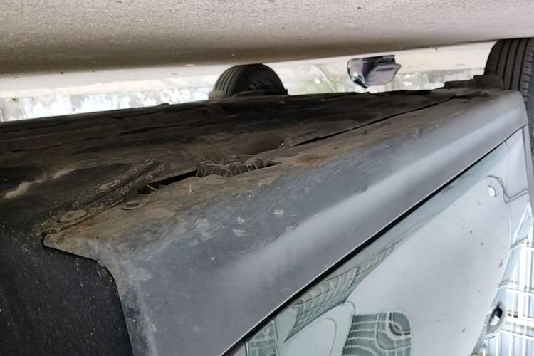 Used MINI 2014 1.2T ONE+ Right Side Sill