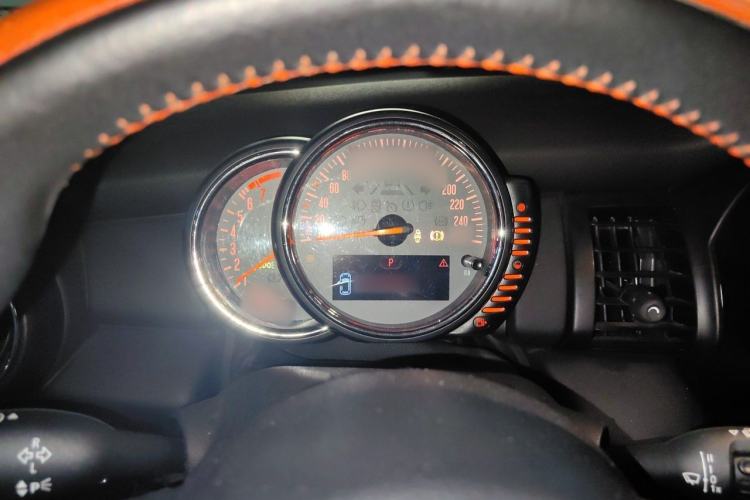 Used MINI 2014 1.2T ONE+ Instrument Cluster