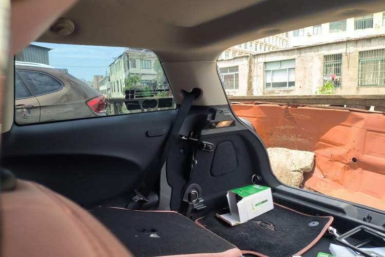 Used MINI 2014 1.2T ONE Left Rear Seat