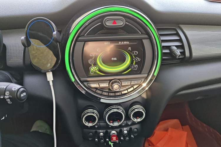 Used MINI 2014 1.5T COOPER Excitement Audio And AC Panel