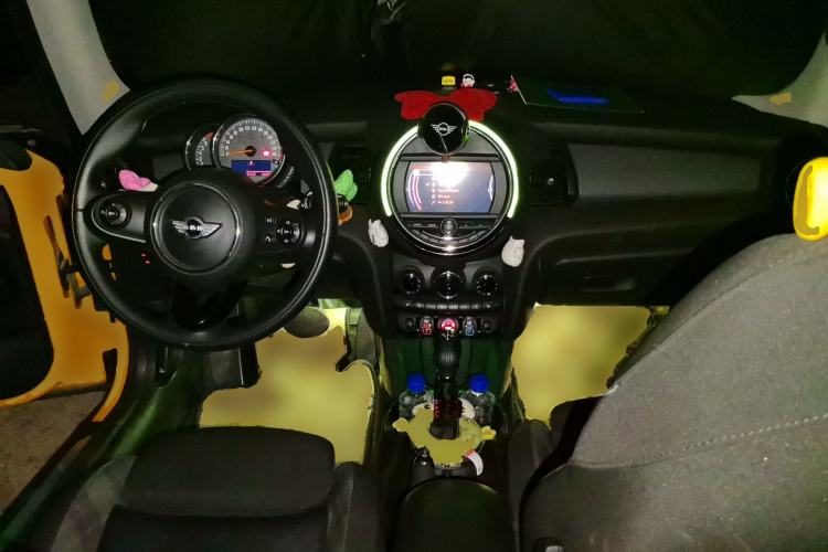 Used MINI 2014 1.5T COOPER Excitement Center Console