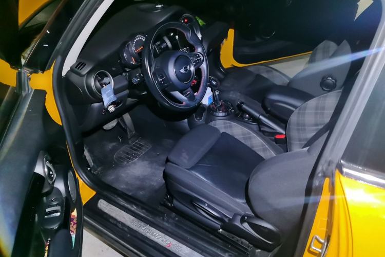 Used MINI 2014 2.0T COOPER S Fun Driver Seat