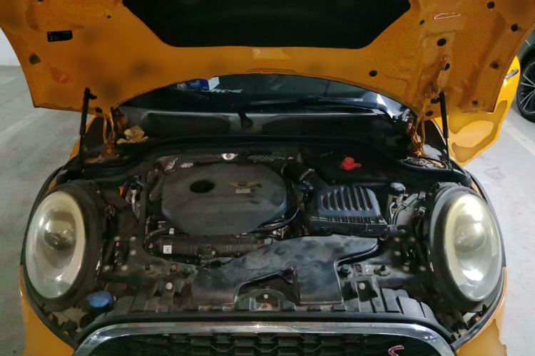 Used MINI 2014 2.0T COOPER S Fun Engine Bay