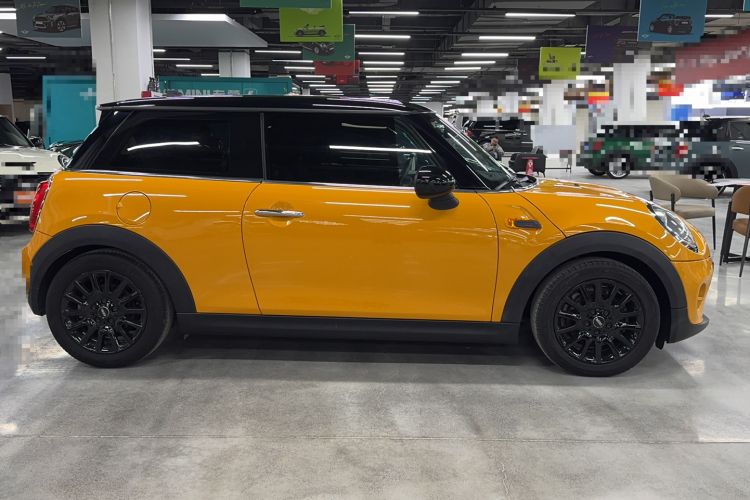 Used MINI 2014 1.5T COOPER Fun Exterior 2