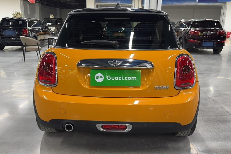 Used MINI 2014 1.5T COOPER Fun Exterior 4