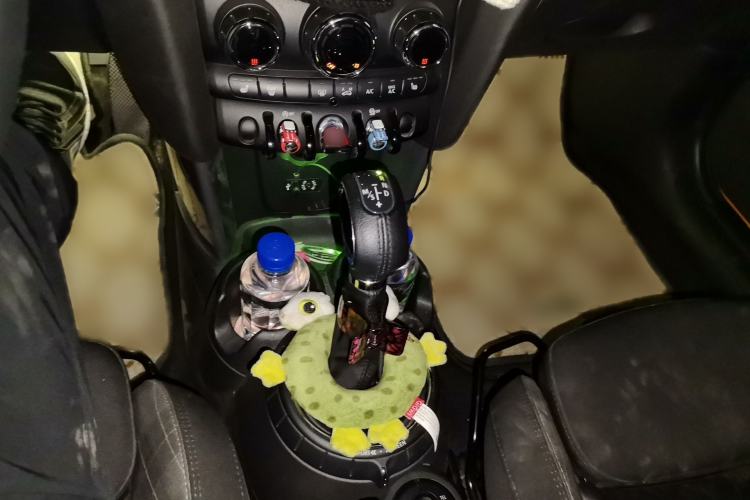 Used MINI 2014 1.5T COOPER Excitement Gear Lever
