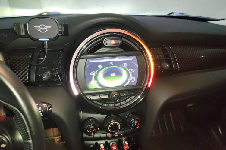 Used MINI 2014 2.0T COOPER S Fun Audio And AC Panel