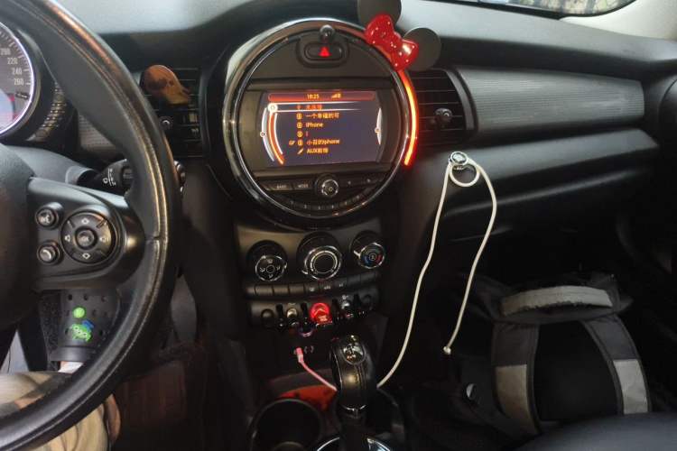 Used MINI 2014 1.5T COOPER Fun Audio And AC Panel