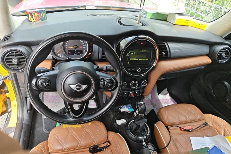 Used MINI 2014 1.5T COOPER Fun Center Console