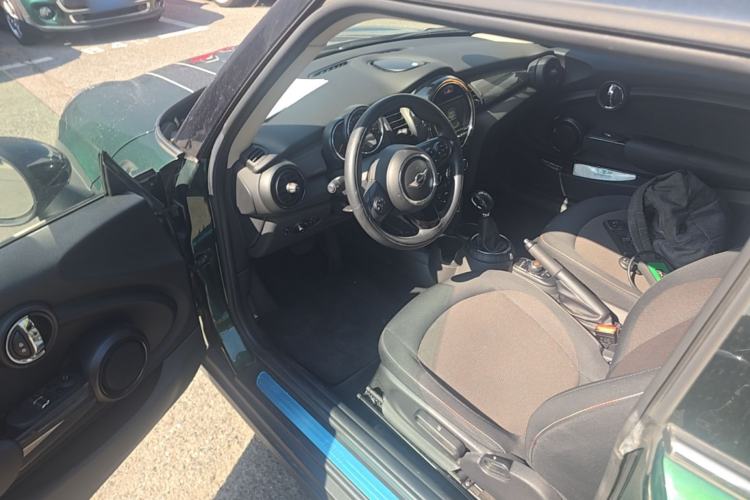 Used MINI 2014 1.5T COOPER Fun Driver Seat