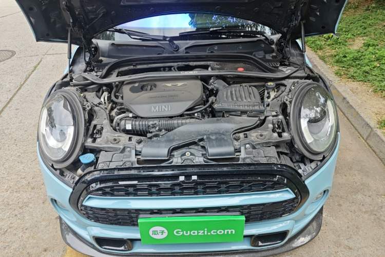 Used MINI 2014 2.0T COOPER S Excitement Engine Bay