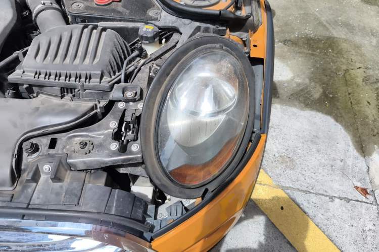 Used MINI 2014 1.2T ONE+ Engine Bay Left