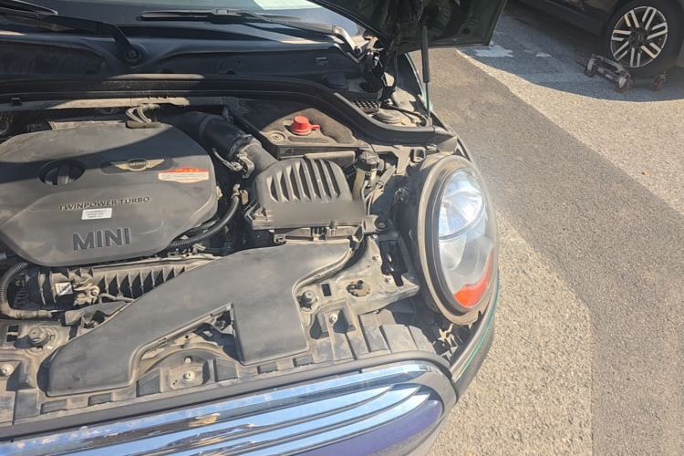 Used MINI 2014 1.5T COOPER Fun Engine Bay Left