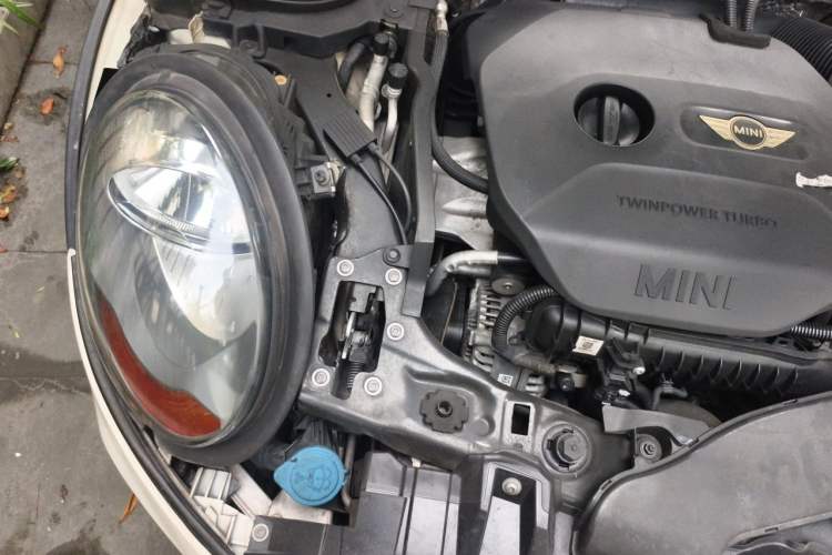 Used MINI 2014 1.5T COOPER Fun Engine Bay Right