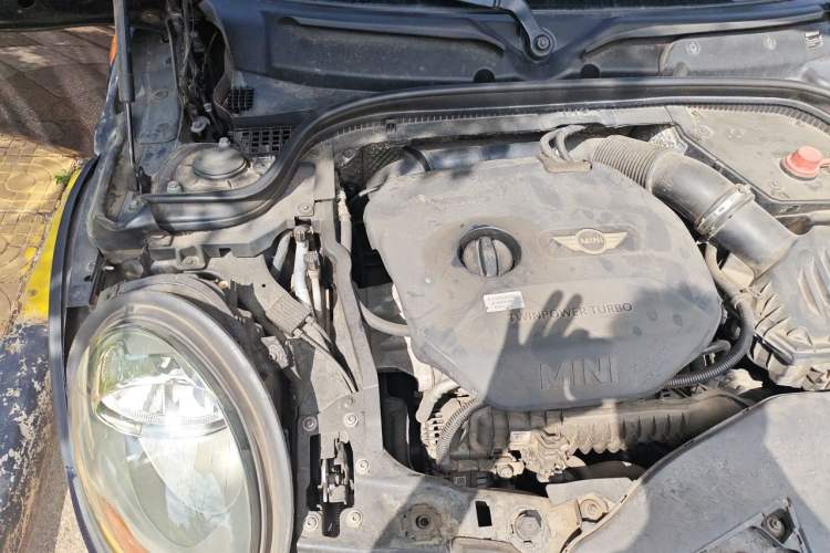 Used MINI 2014 1.2T ONE Engine Bay Right