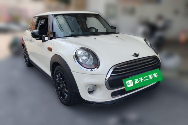 Used MINI 2014 1.2T ONE+ Front Right 45 Deg