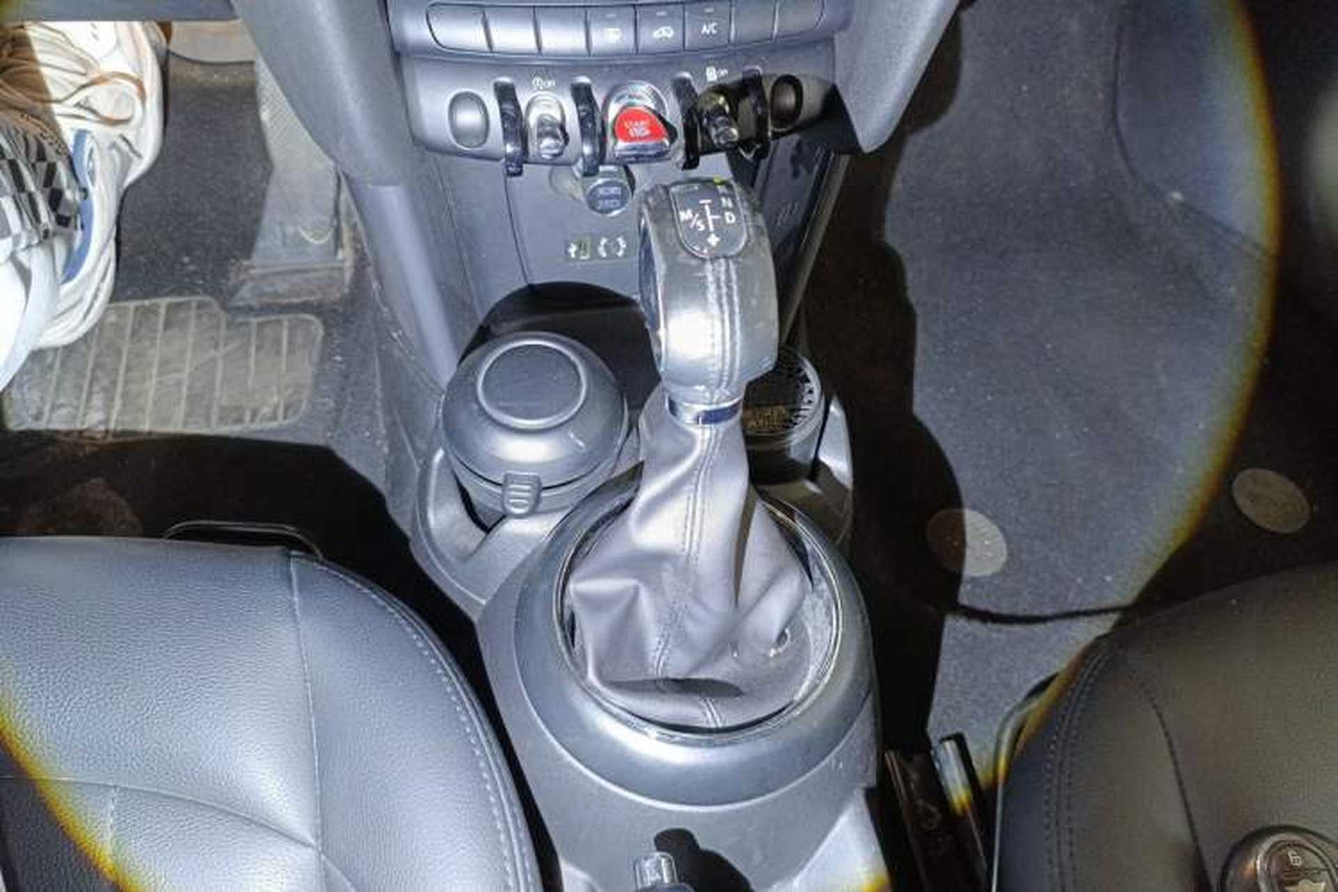 Used MINI 2014 1.2T ONE+ Gear Lever