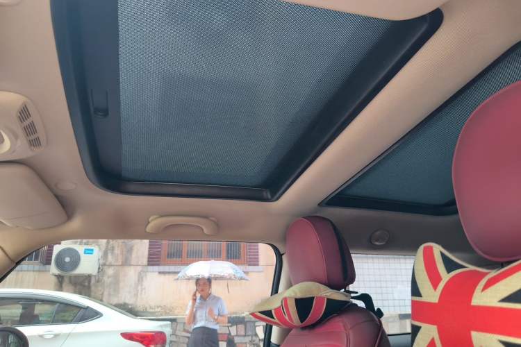 Used MINI 2014 1.2T ONE+ Headliner