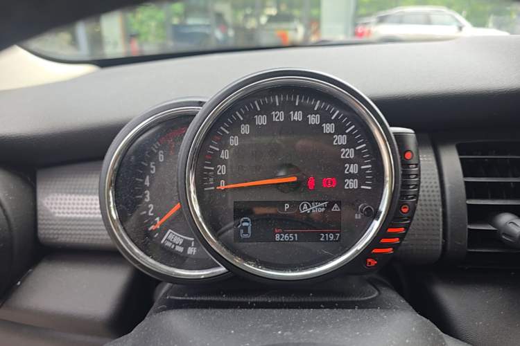 Used MINI 2014 1.5T COOPER Excitement Instrument Cluster