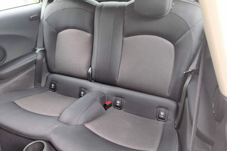 Used MINI 2014 1.5T COOPER Fun Left Rear Seat