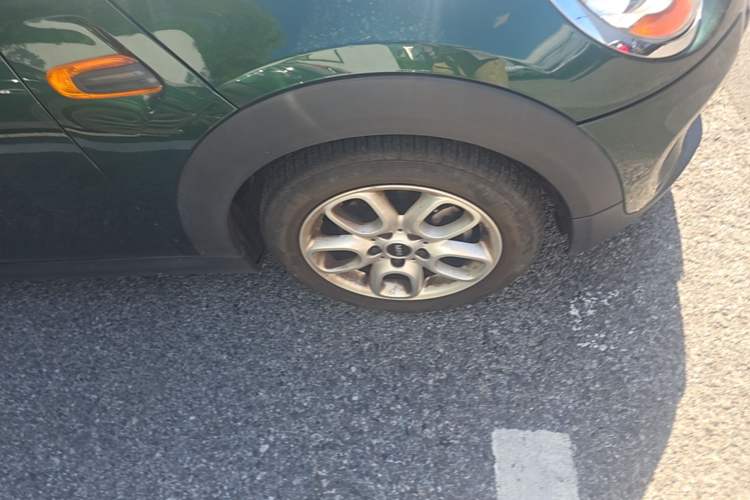 Used MINI 2014 1.5T COOPER Fun Right Front Wheel Hub