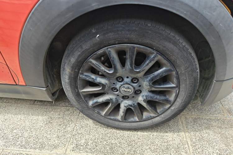 Used MINI 2014 1.5T COOPER Fun Right Front Wheel Hub