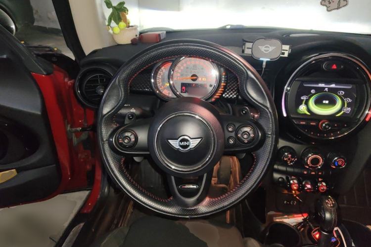 Used MINI 2014 2.0T COOPER S Fun Steering Wheel