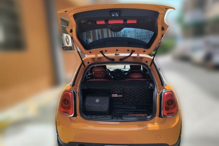 Used MINI 2014 1.2T ONE+ Trunk