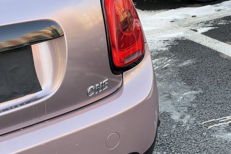 Used MINI 2014 1.2T ONE+ Exterior 2