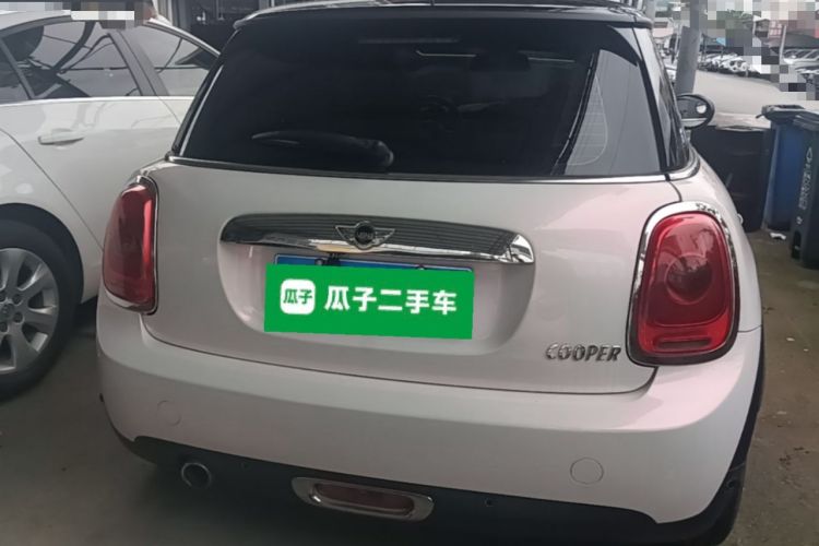 Used MINI 2014 1.5T COOPER Fun Rear