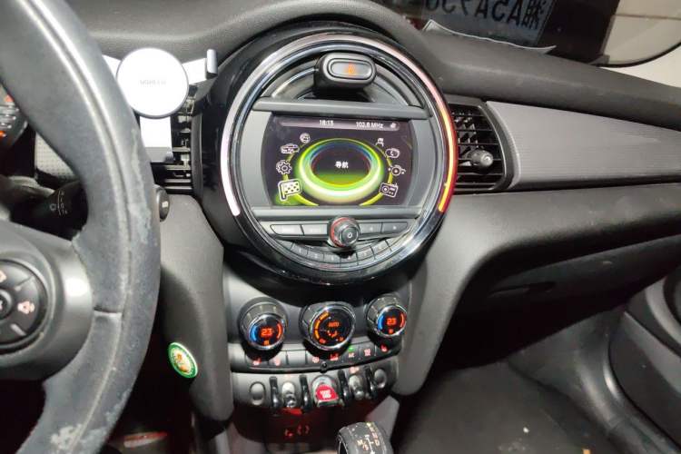 Used MINI 2014 1.5T COOPER Excitement Audio And AC Panel