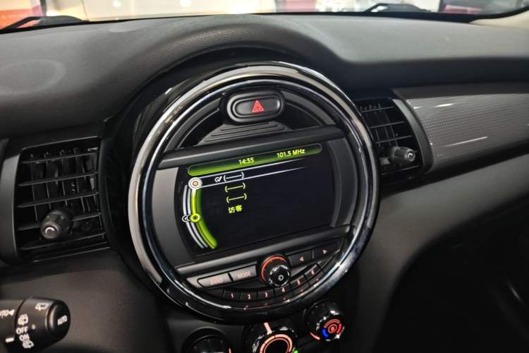 Used MINI 2014 1.5T COOPER Fun Audio And AC Panel