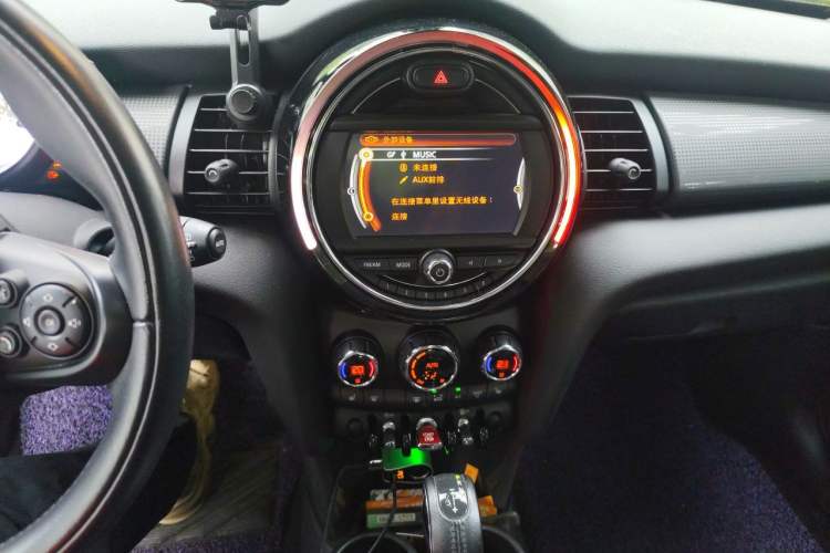 Used MINI 2014 1.5T COOPER Excitement Audio And AC Panel