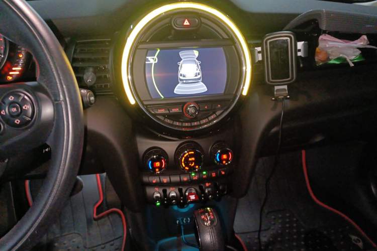Used MINI 2014 1.5T COOPER Excitement Audio And AC Panel