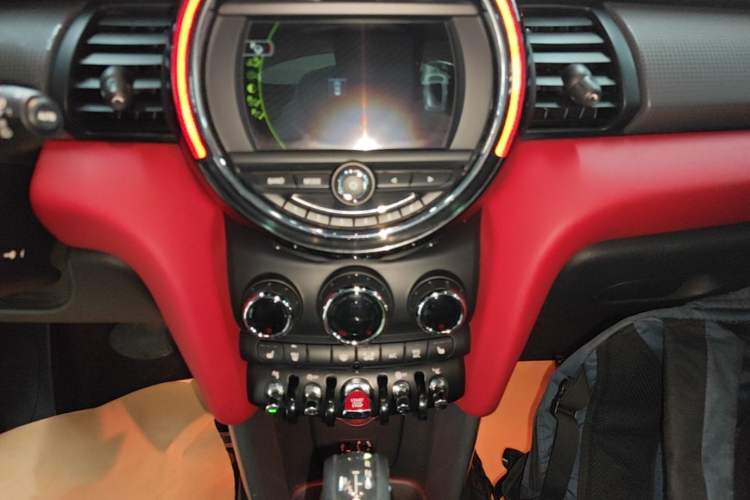 Used MINI 2014 1.5T COOPER Excitement Audio And AC Panel