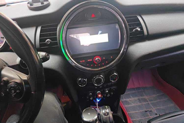 Used MINI 2014 1.2T ONE+ Audio And AC Panel