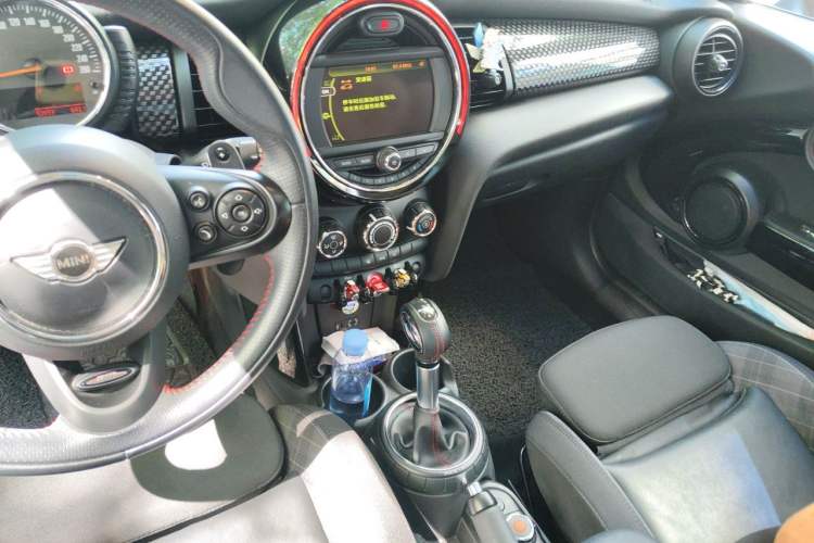 Used MINI 2014 2.0T COOPER S Fun Audio And AC Panel