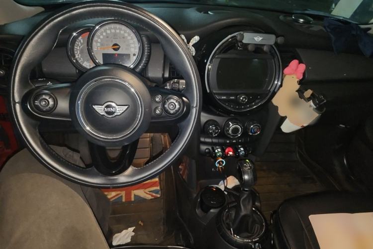 Used MINI 2014 1.5T COOPER Fun Center Console