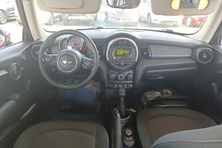 Used MINI 2014 1.5T COOPER Fun Center Console