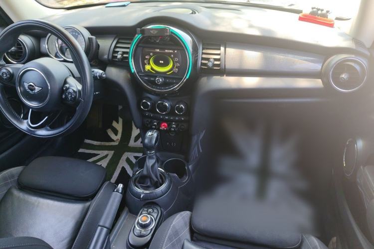 Used MINI 2014 1.5T COOPER Excitement Center Console