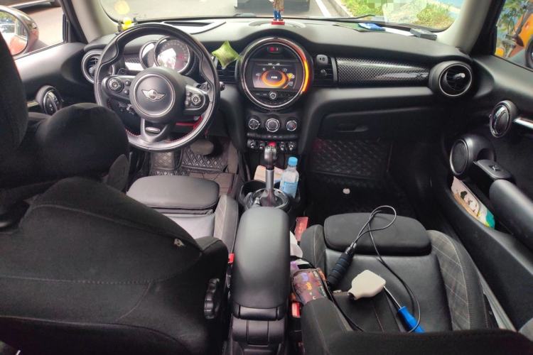 Used MINI 2014 2.0T COOPER S Fun Center Console
