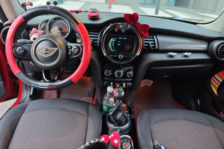 Used MINI 2014 1.5T COOPER Fun Center Console