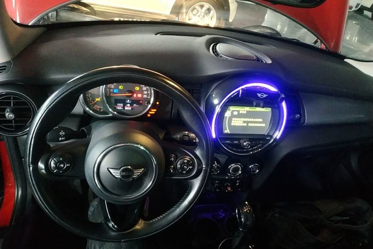 Used MINI 2014 1.5T COOPER Fun Center Console