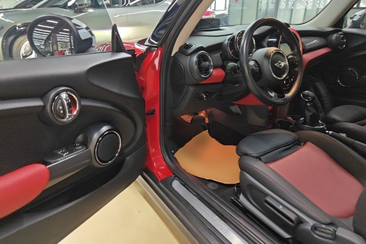 Used MINI 2014 1.5T COOPER Excitement Driver Seat
