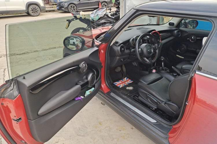 Used MINI 2014 2.0T COOPER S Fun Driver Seat