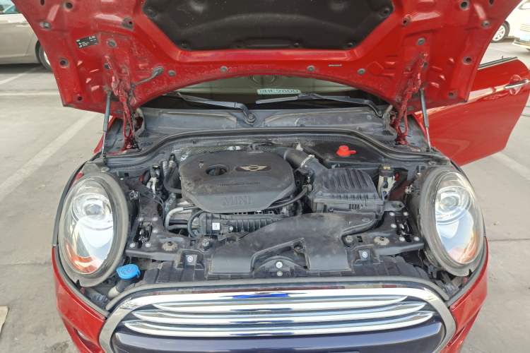 Used MINI 2014 1.5T COOPER Fun Engine Bay