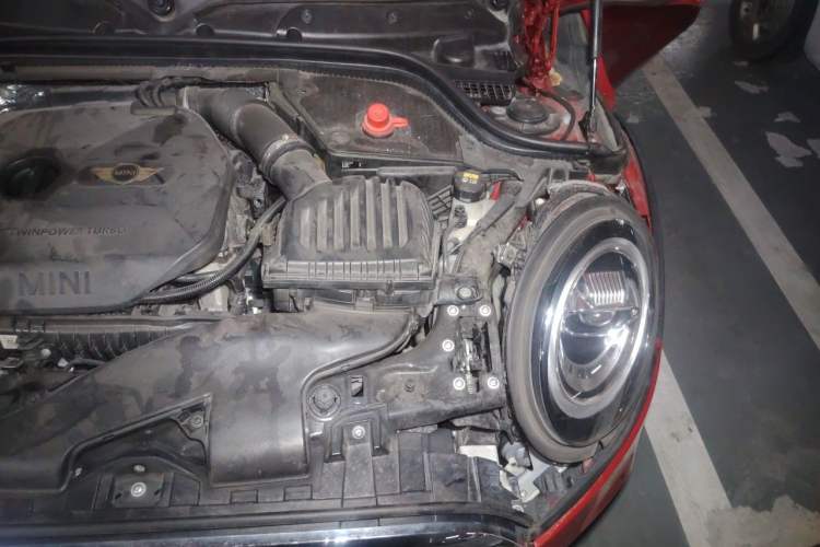 Used MINI 2014 1.2T ONE+ Engine Bay Left